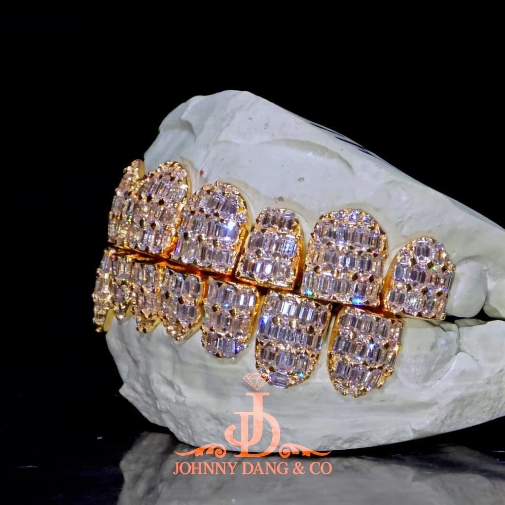 JDWR-2026-27 Flawless Emerald Prong Set Grillz Yellow Gold (Perms)