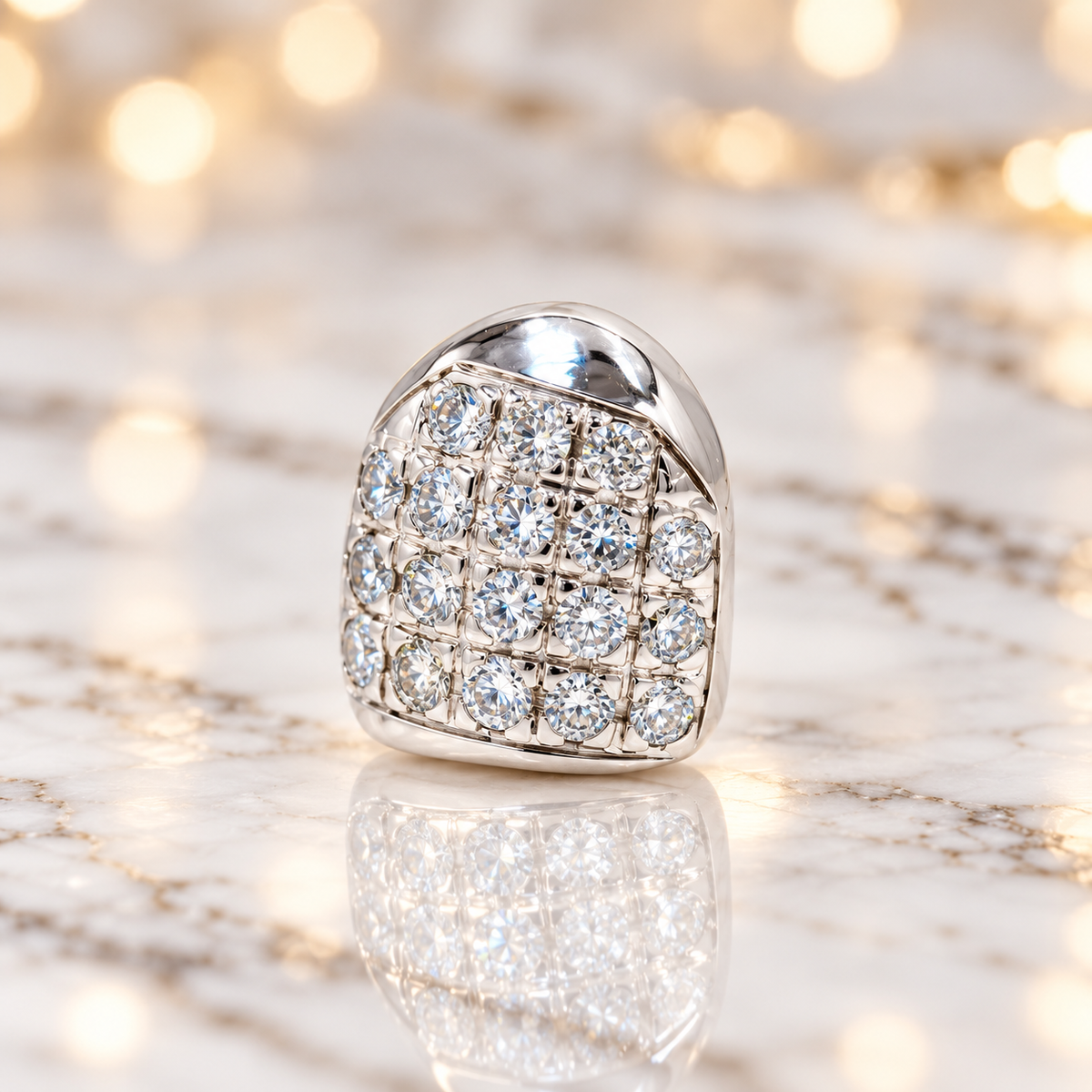 JDWR-G63-RIDING SOLO SINGLE 18K INDIVIDUAL DIAMOND TOOTH