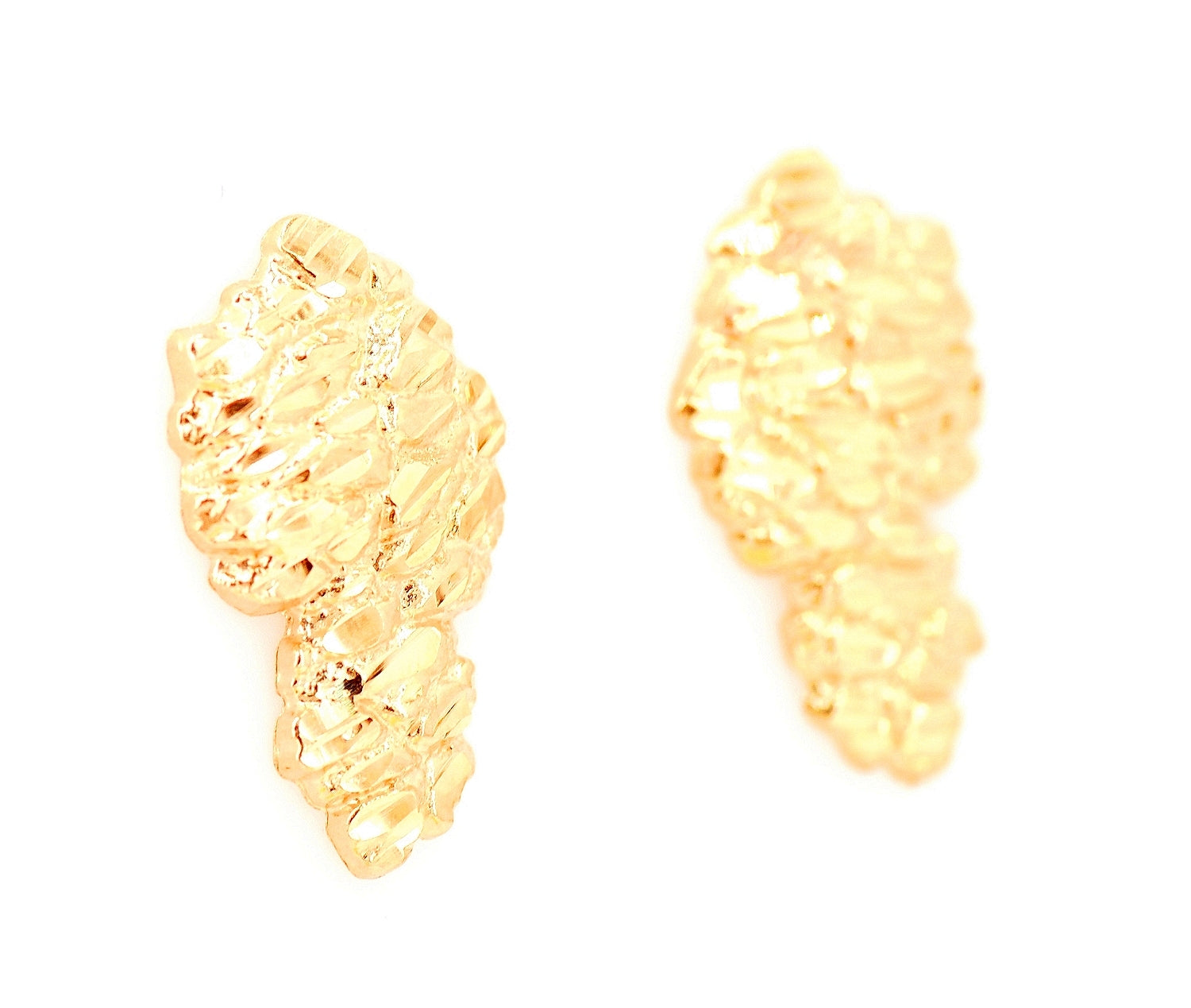 10k Yellow Gold Nuggett Earrings. Large