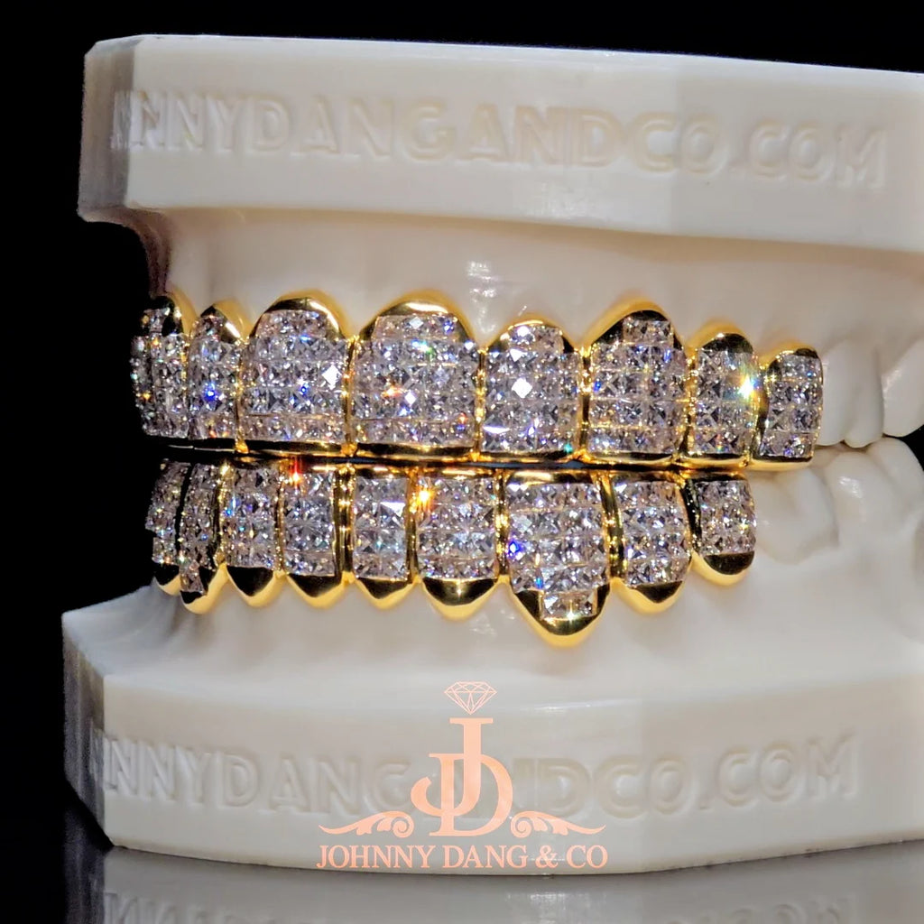 JDWR-2026-12 Flawless "French Cut" Invisible Set Grillz Yellow Gold (Pullout)
