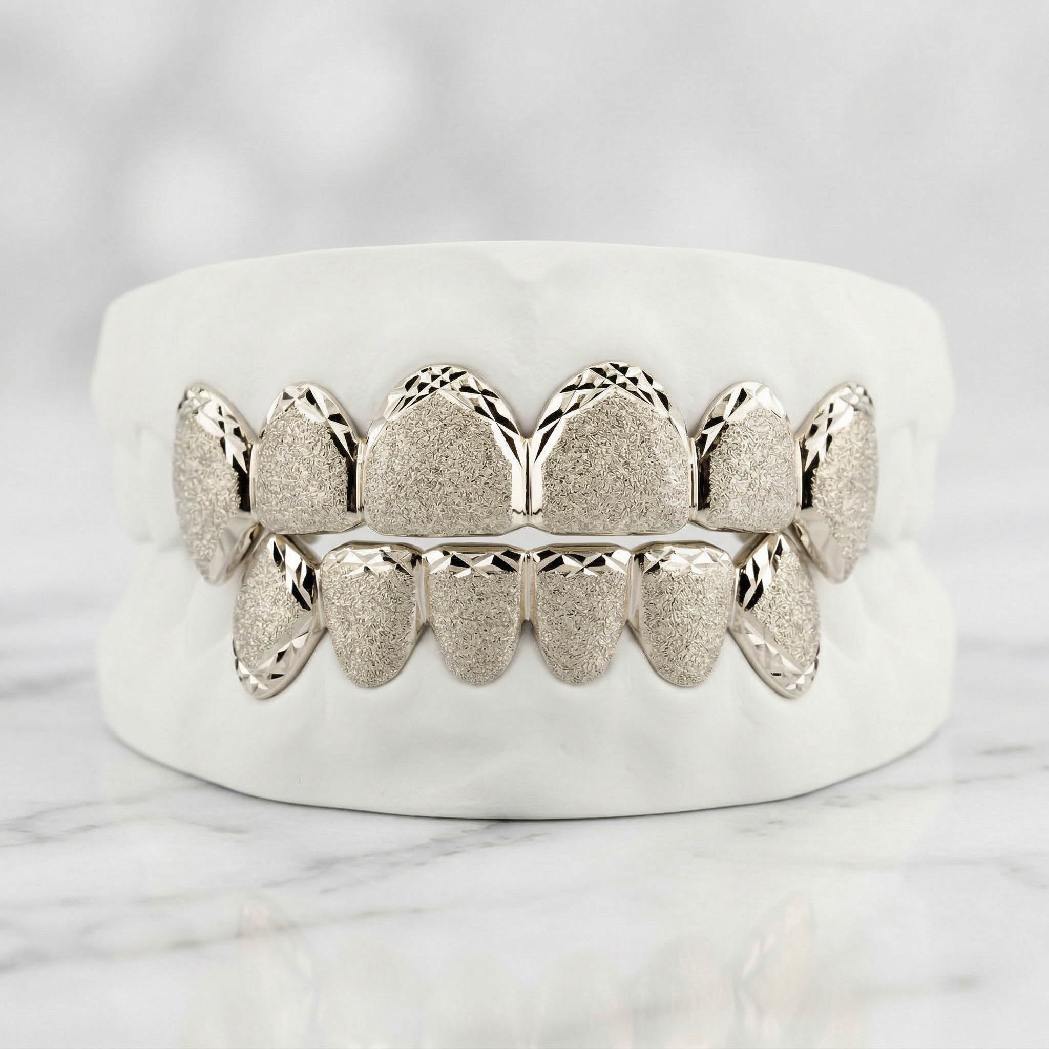 Gold Dust with Diamond Cut on the Tip