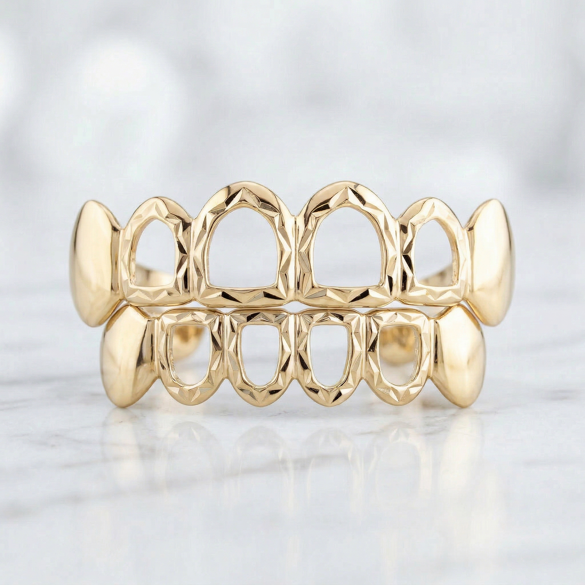 Open Face with Diamond Cut and White Gold Rhodium