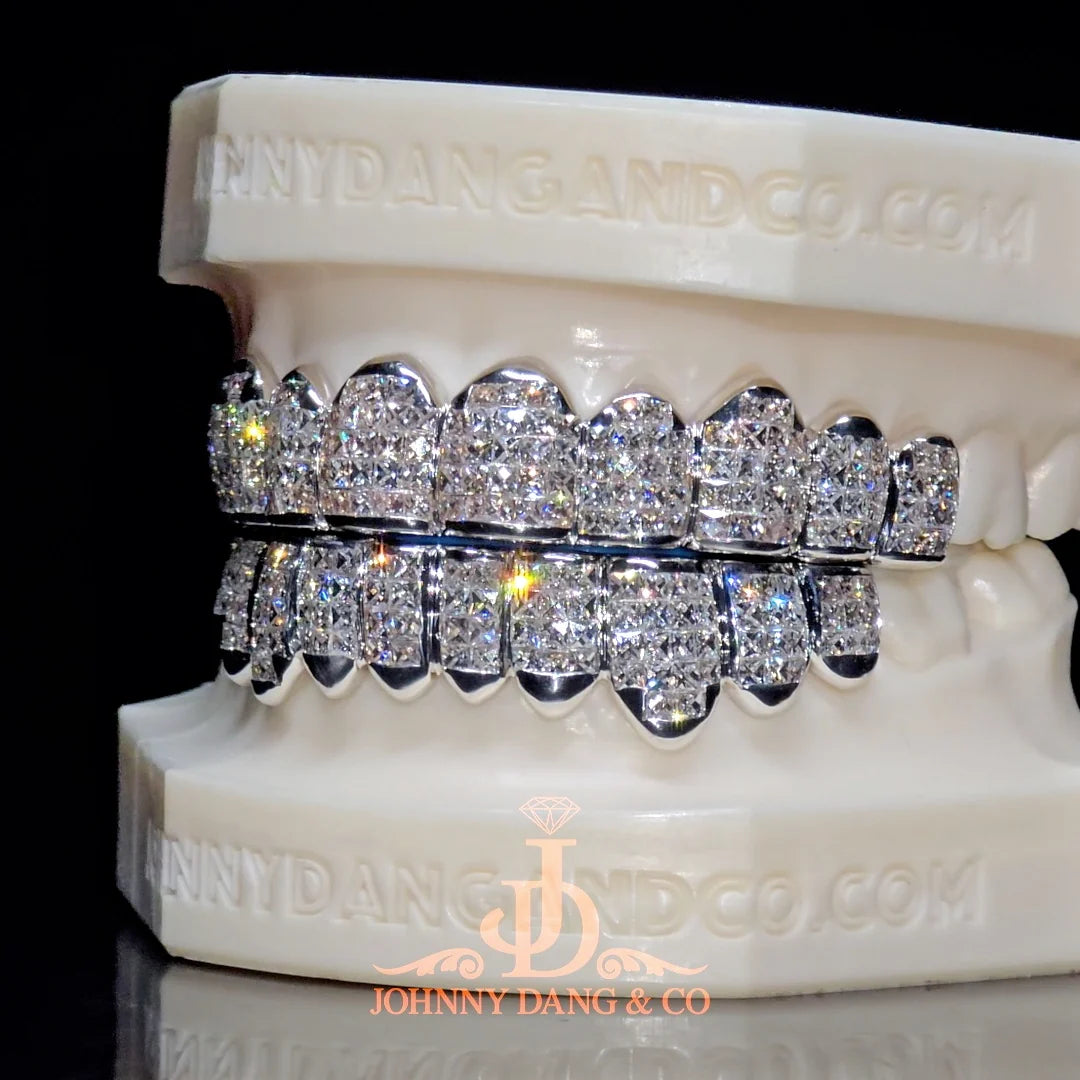 JDWR-2026-11 Flawless "French Cut" Invisible Set Grillz White Gold (Pullout)