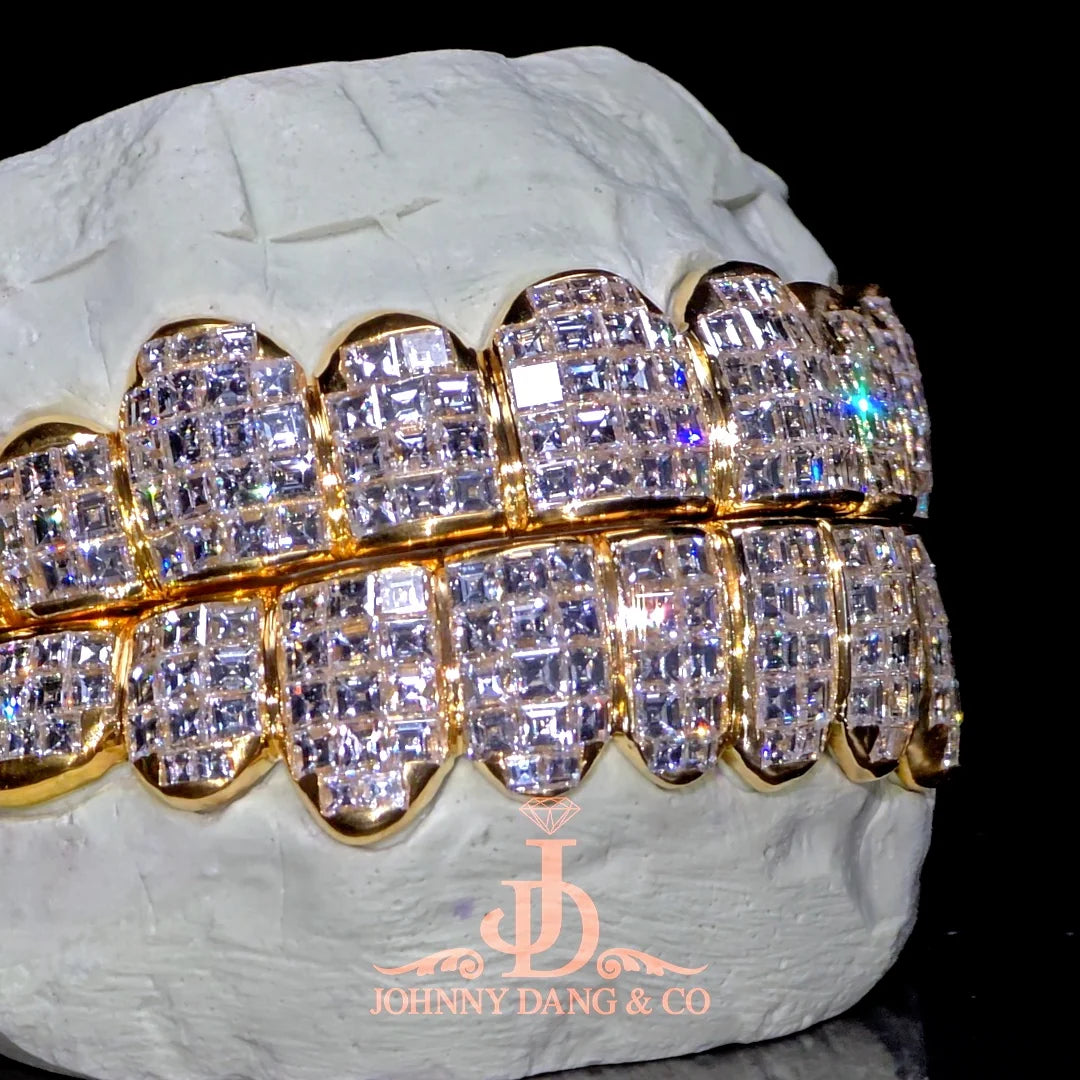 JDWR-2026-15 Flawless "King Carre Cut" Invisible Set Grillz Yellow Gold (Pullout)