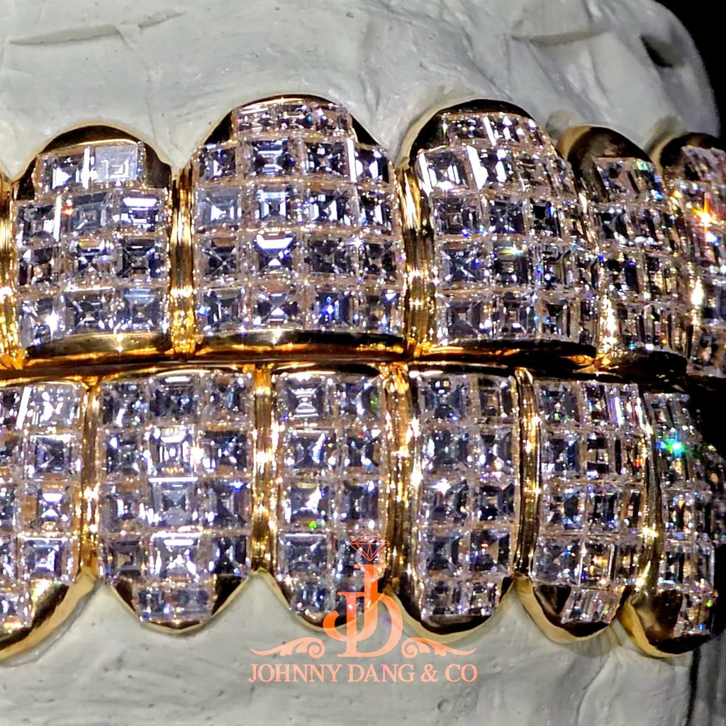 JDWR-2026-15 Flawless "King Carre Cut" Invisible Set Grillz Yellow Gold (Pullout)