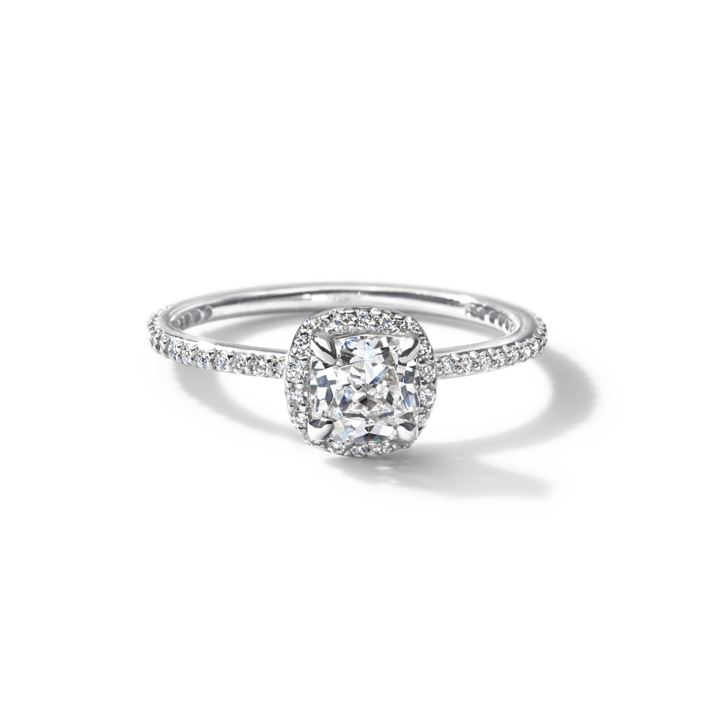 Halo Pave