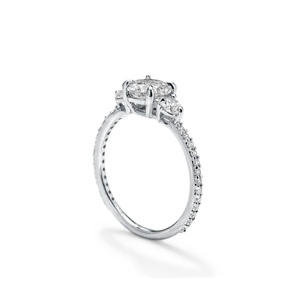 3 Diamond Pave