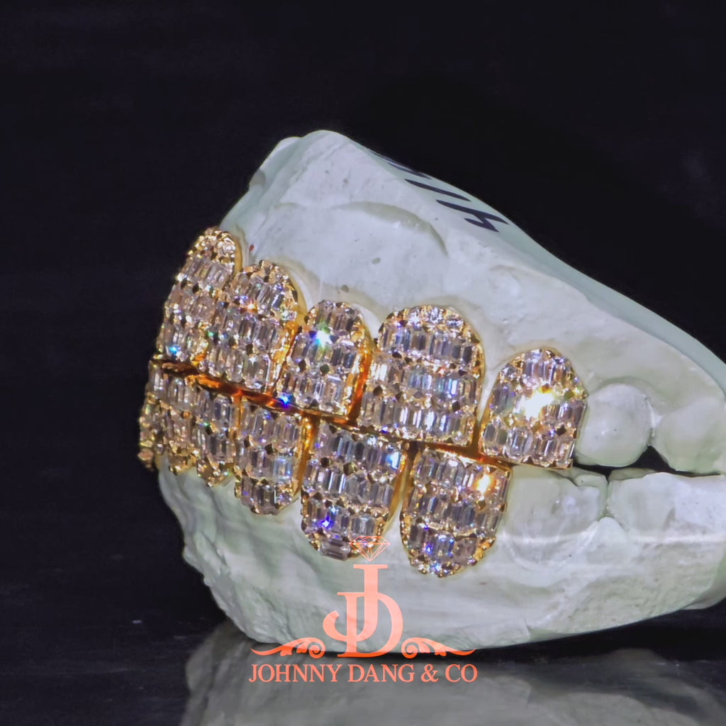 JDWR-2026-27 Flawless Emerald Prong Set Grillz Yellow Gold (Perms)