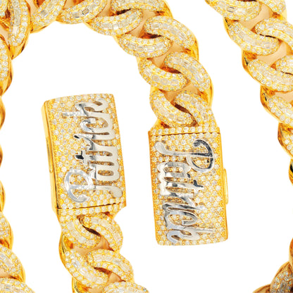 Custom 10k Gold 32.49ctw Emerald and Round Diamond Cuban Bracelet. 9” Length - Johnny Dang & Co